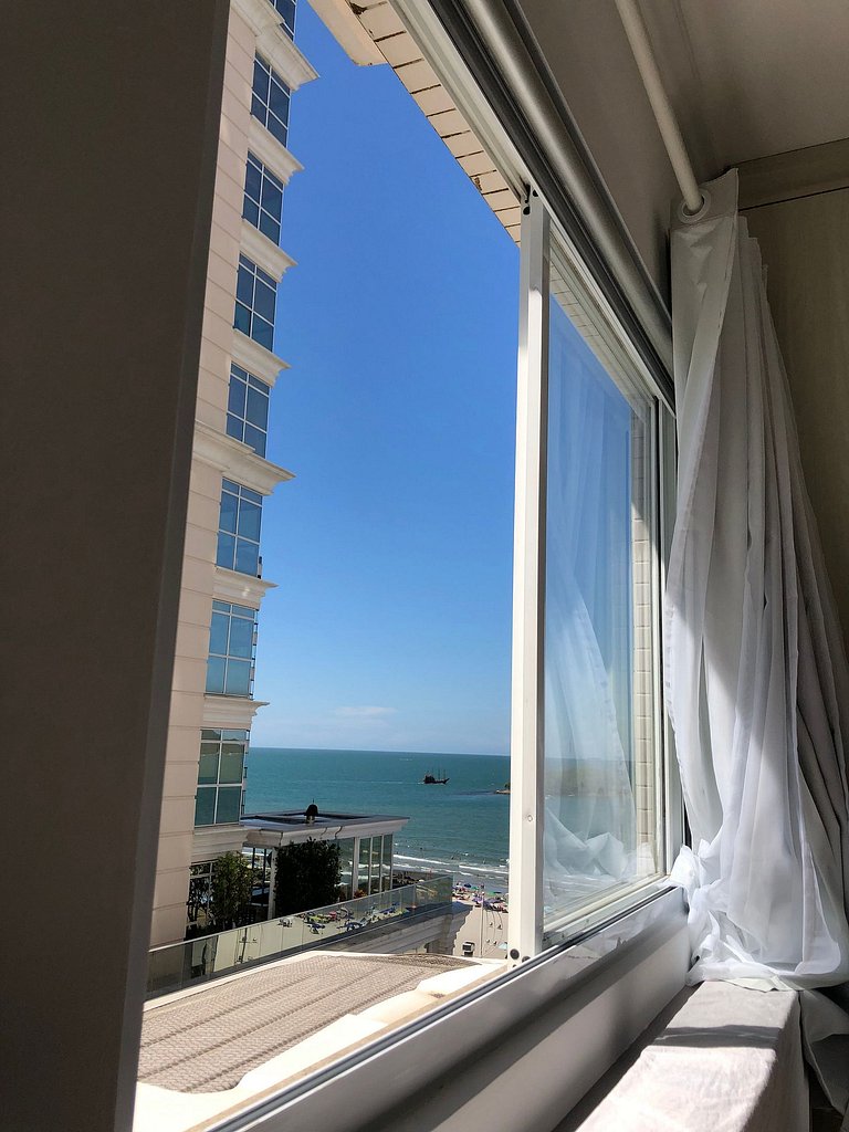 2 Dorm. Vista Mar e Churrasqueira - A