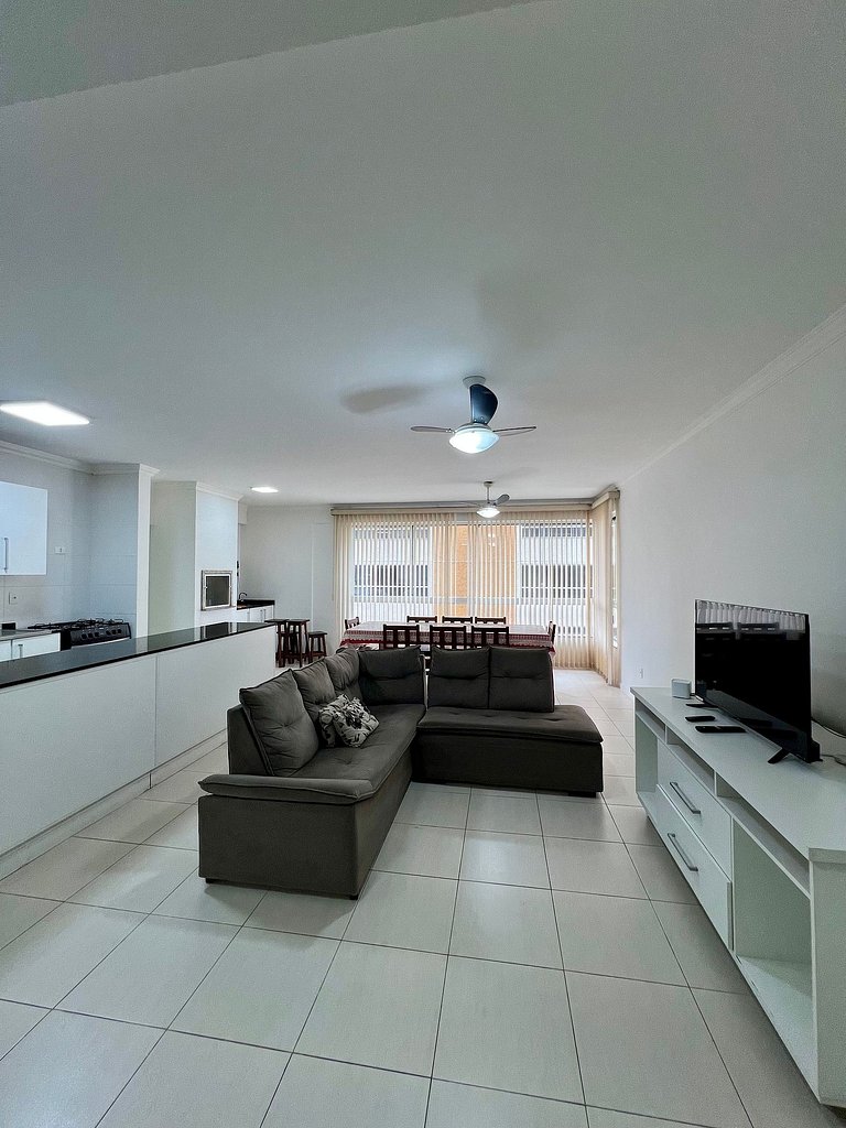 Bem localizado com Churrasqueira #09