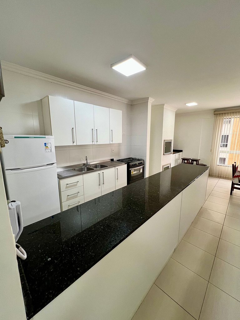 Bem localizado com Churrasqueira #09