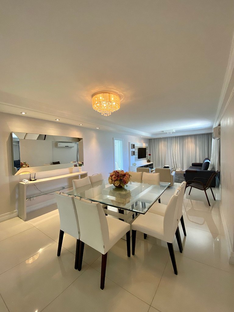 Apartamento Alto padrão Frente Mar
