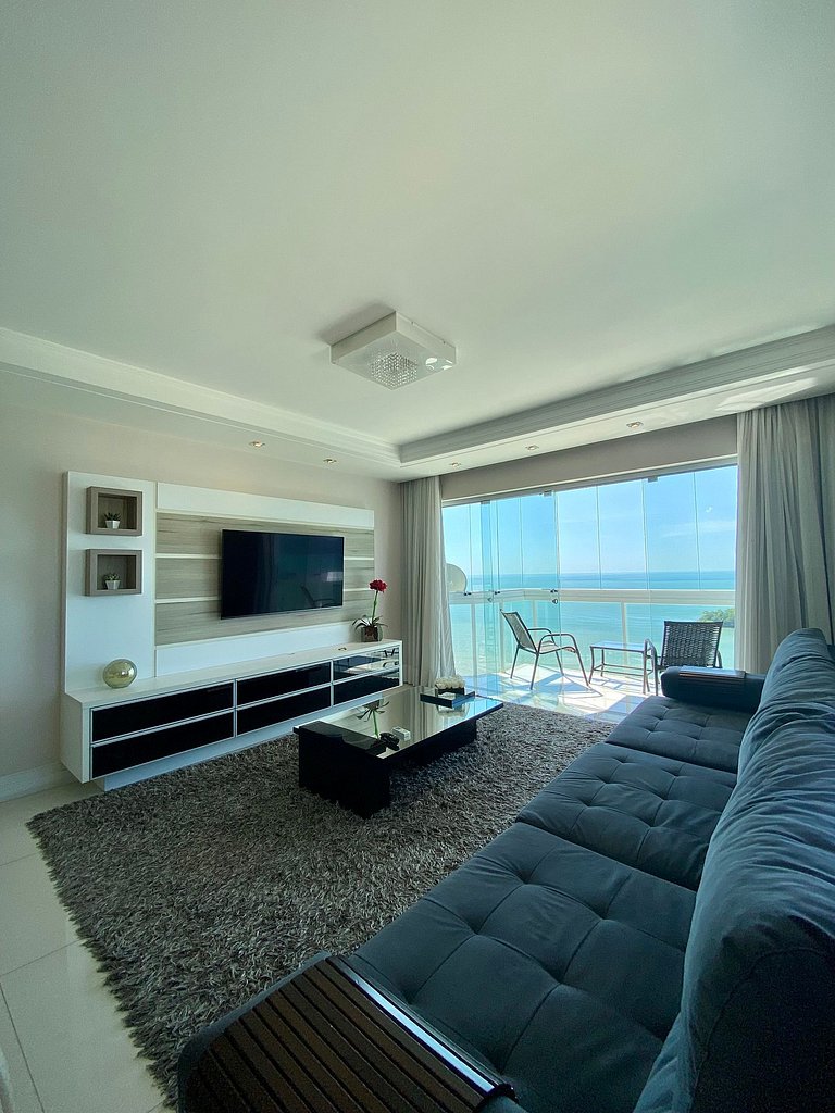 Apartamento Alto padrão Frente Mar