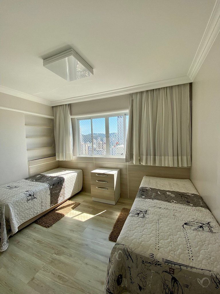 Apartamento Alto padrão Frente Mar