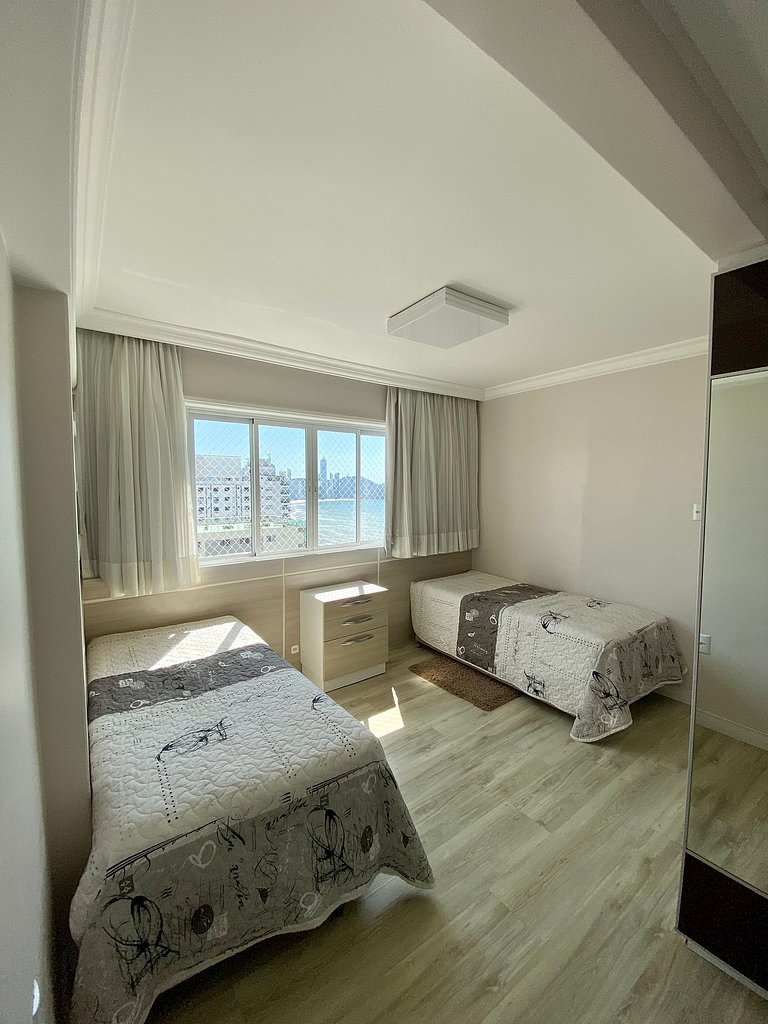 Apartamento Alto padrão Frente Mar