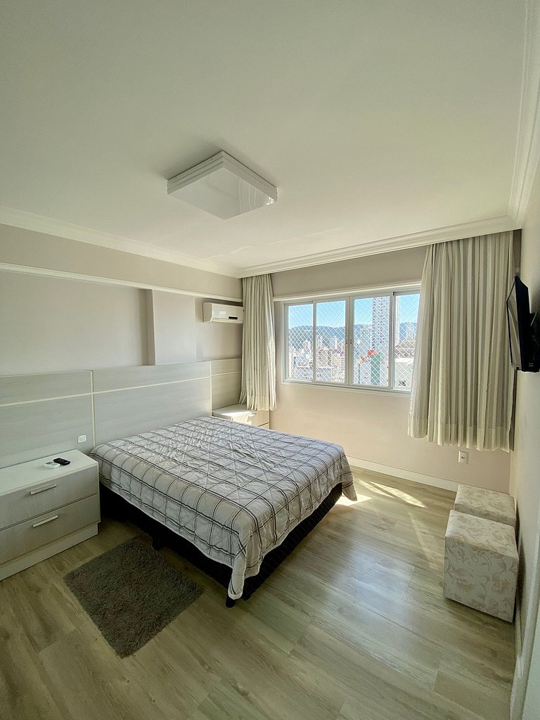 Apartamento Alto padrão Frente Mar