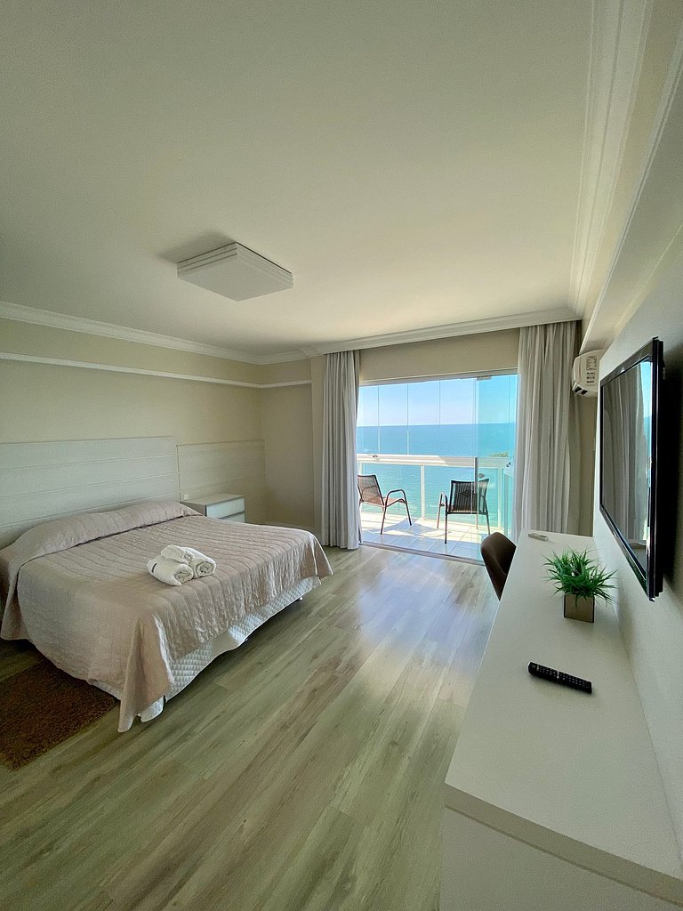 Apartamento Alto padrão Frente Mar