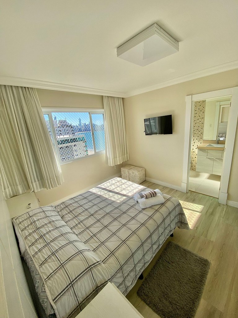 Apartamento Alto padrão Frente Mar