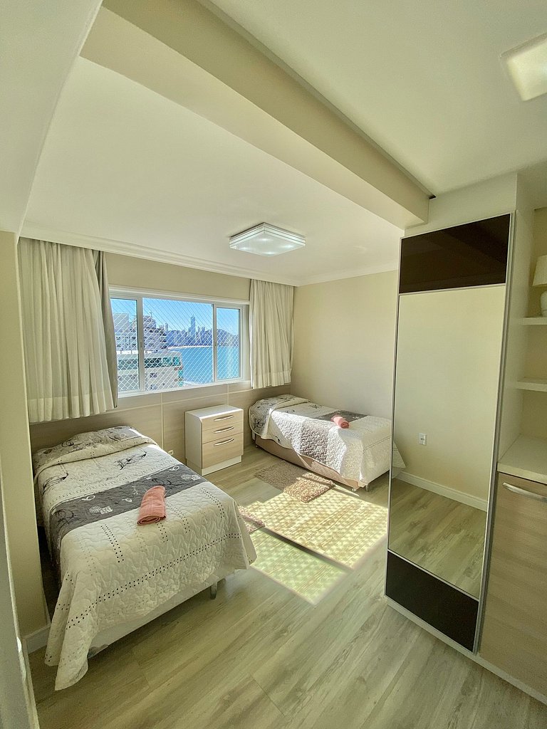 Apartamento Alto padrão Frente Mar