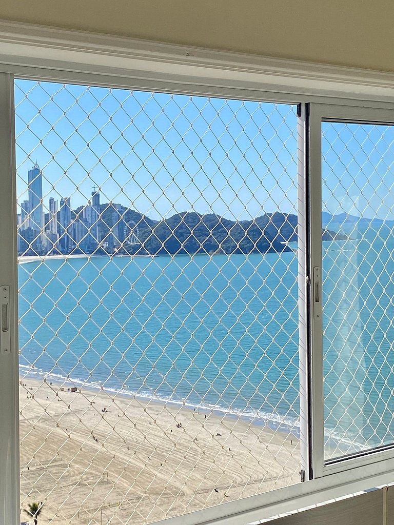 Apartamento Alto padrão Frente Mar
