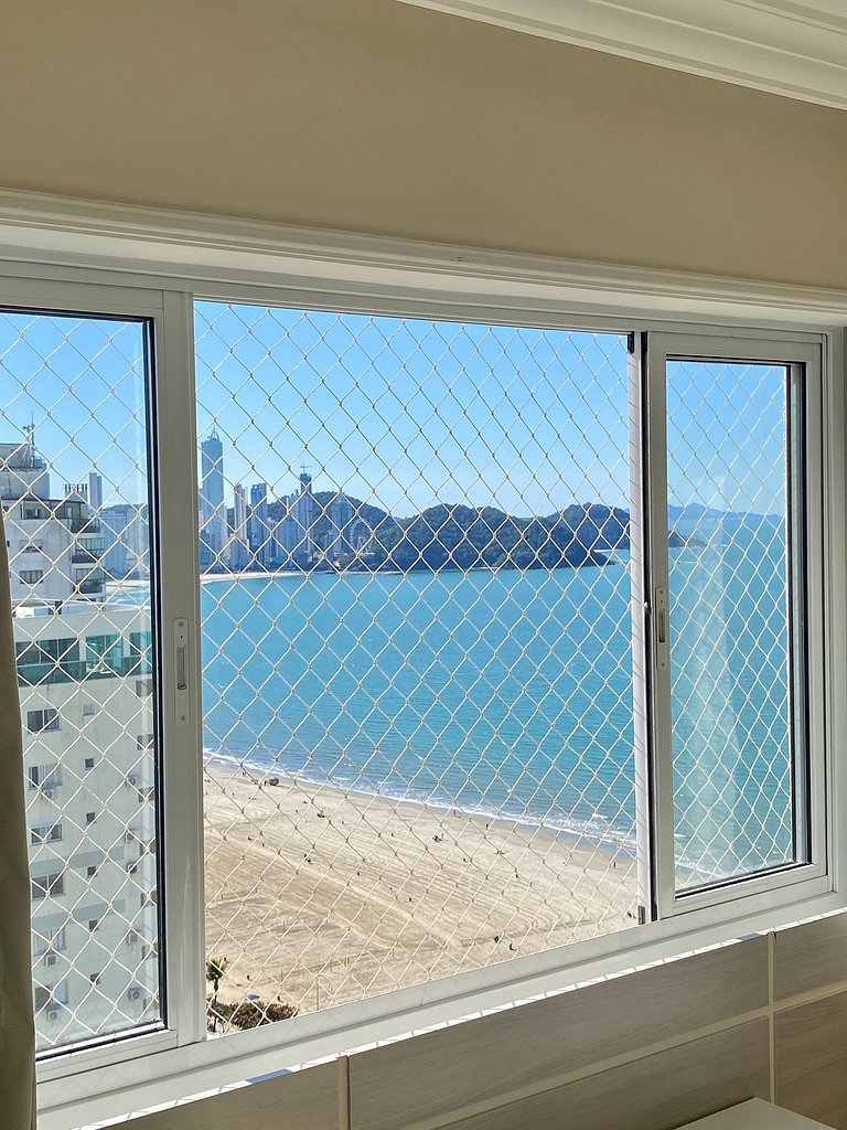 Apartamento Alto padrão Frente Mar