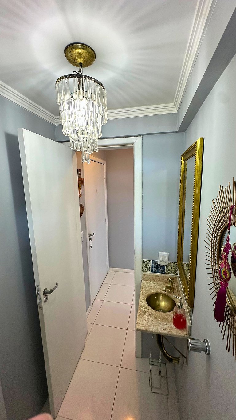 Apartamento Frente Mar na Av. Atlântica