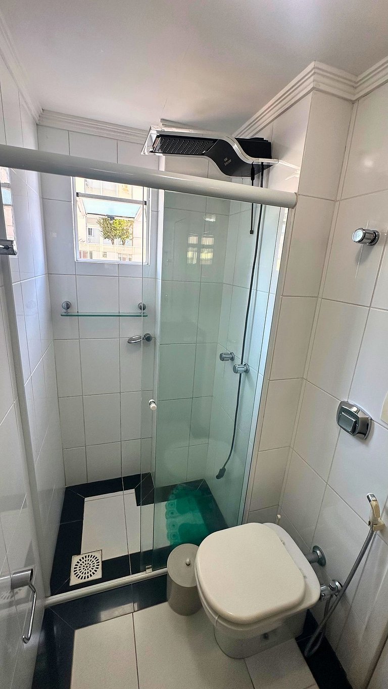 Apartamento Frente Mar na Av. Atlântica