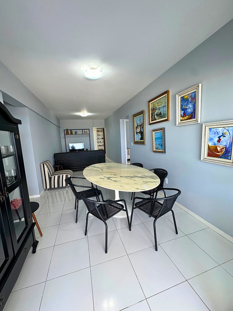 Apartamento Frente Mar na Av. Atlântica