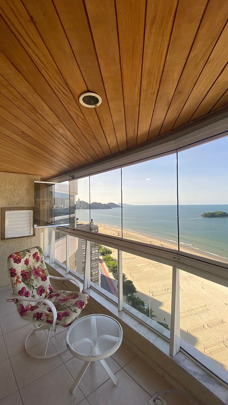 2 Dorm. Frente Mar com Churrasqueira