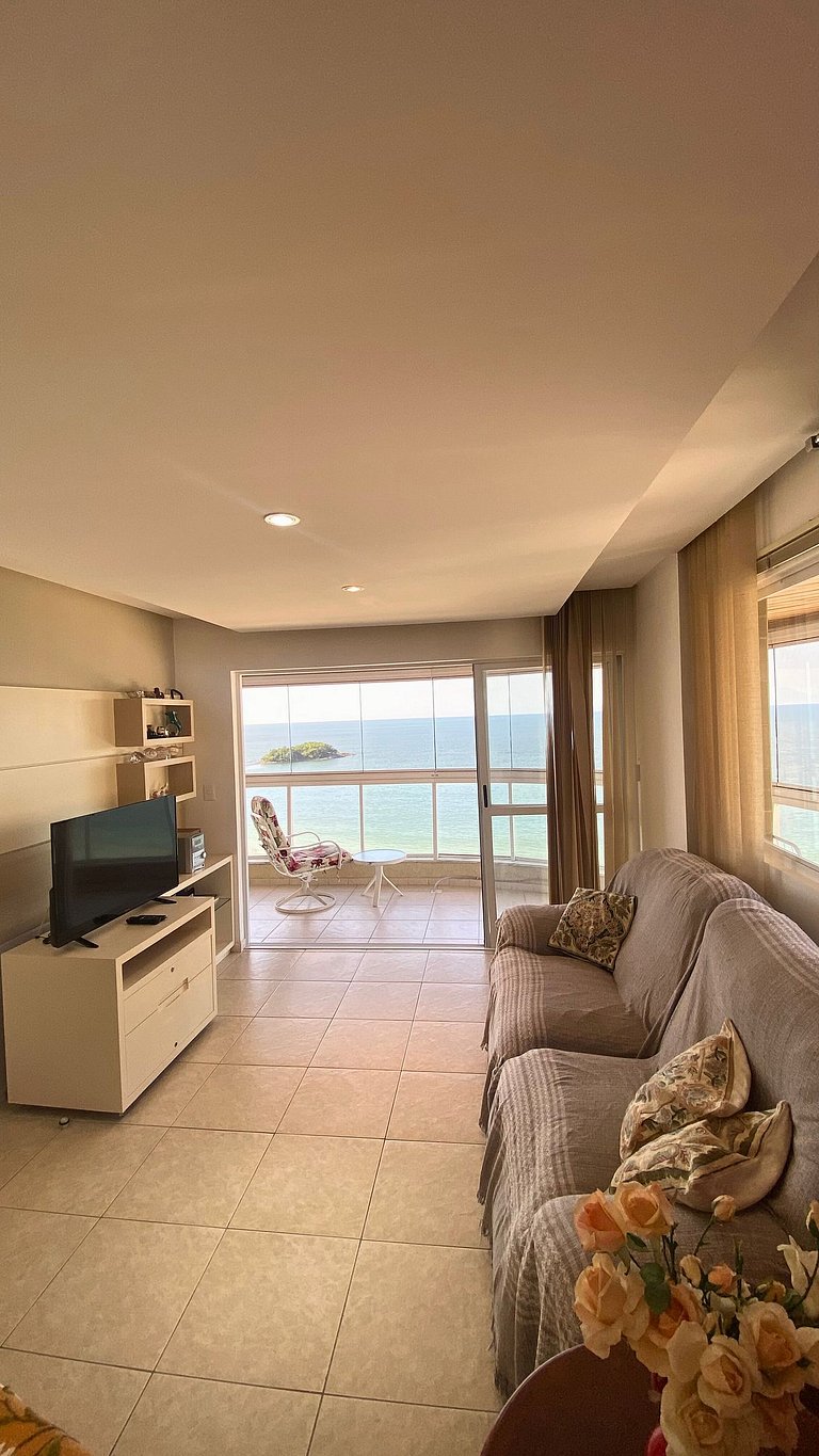 2 Dorm. Frente Mar com Churrasqueira