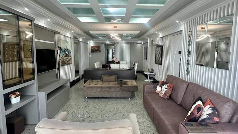 Apartamento com 2 suítes frente mar em balneário camboriú.
