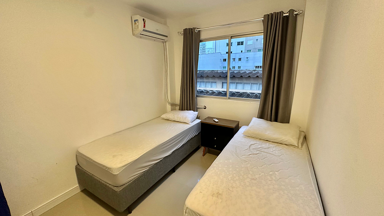 2 Dorm. Quadra Mar - Barra Norte