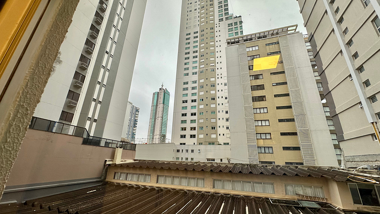2 Dorm. Quadra Mar - Barra Norte