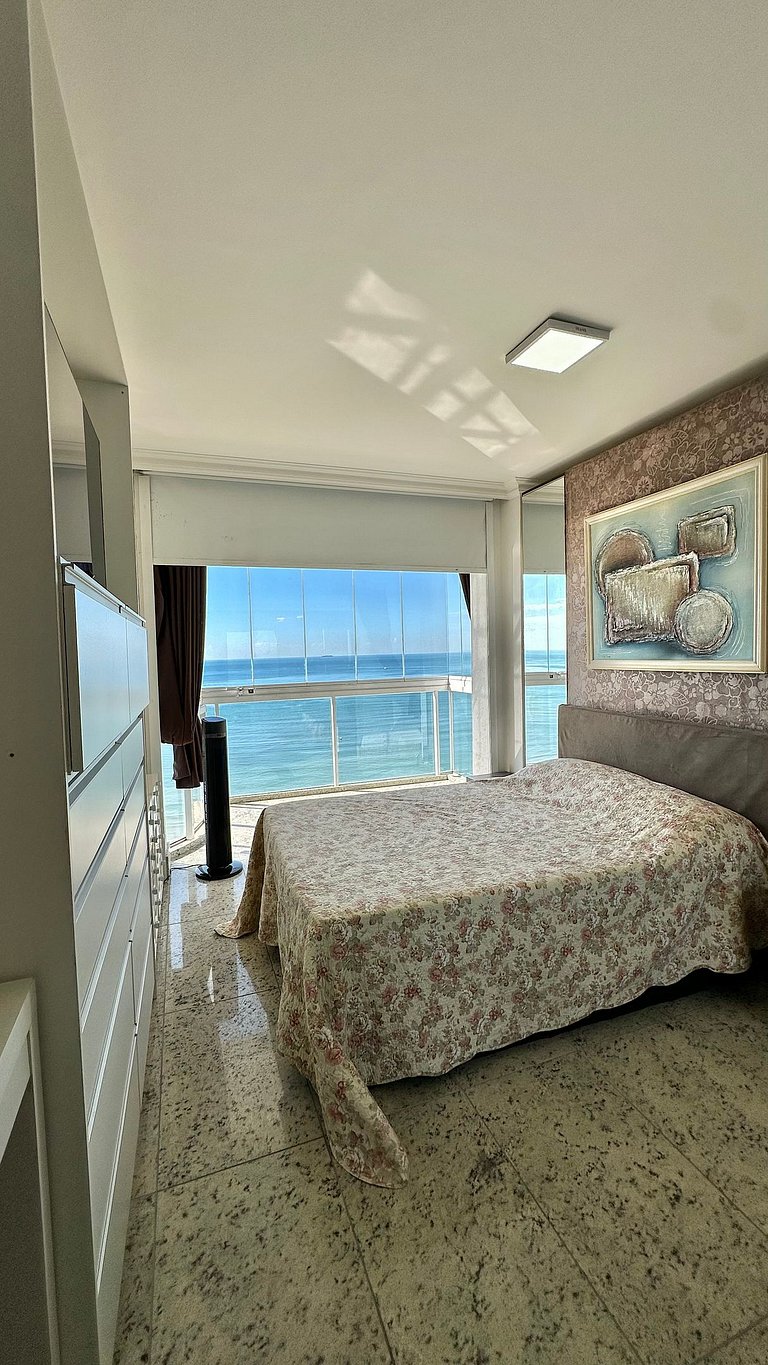 Apartamento com 2 suítes frente mar em balneário camboriú.