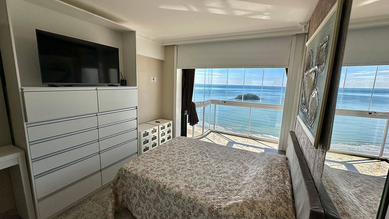 2 Suítes Frente Mar