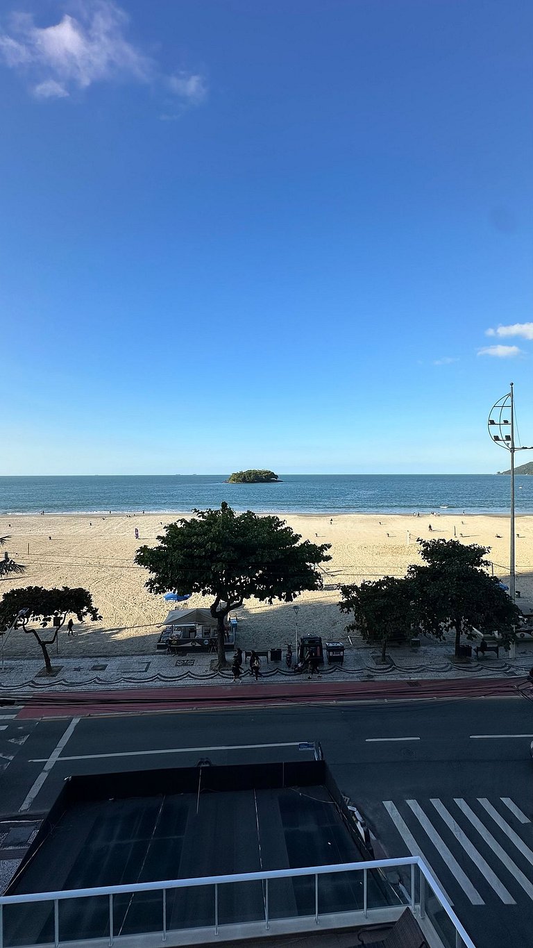 Frente Mar, Hidro e Churrasqueira