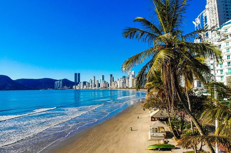 2 Dorm. Quadra Mar - Barra Norte