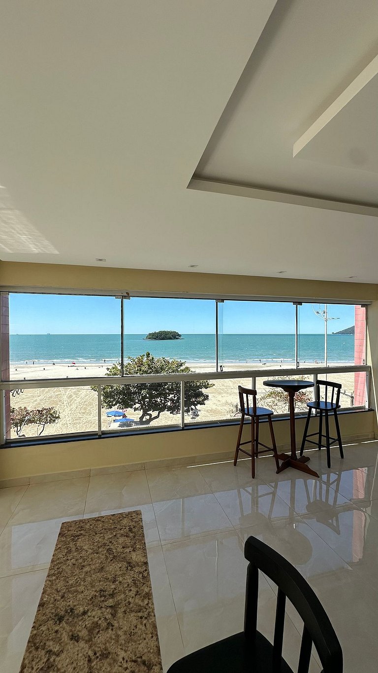 Frente Mar, Hidro e Churrasqueira