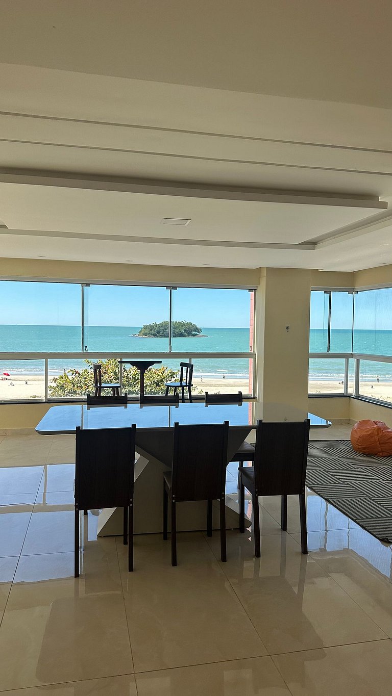 Frente Mar, Hidro e Churrasqueira #01