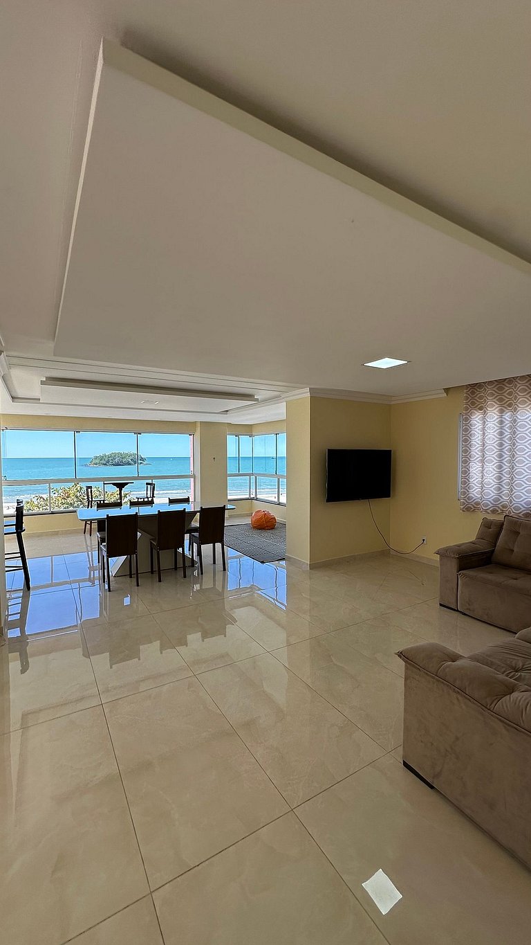 Frente Mar, Hidro e Churrasqueira #01