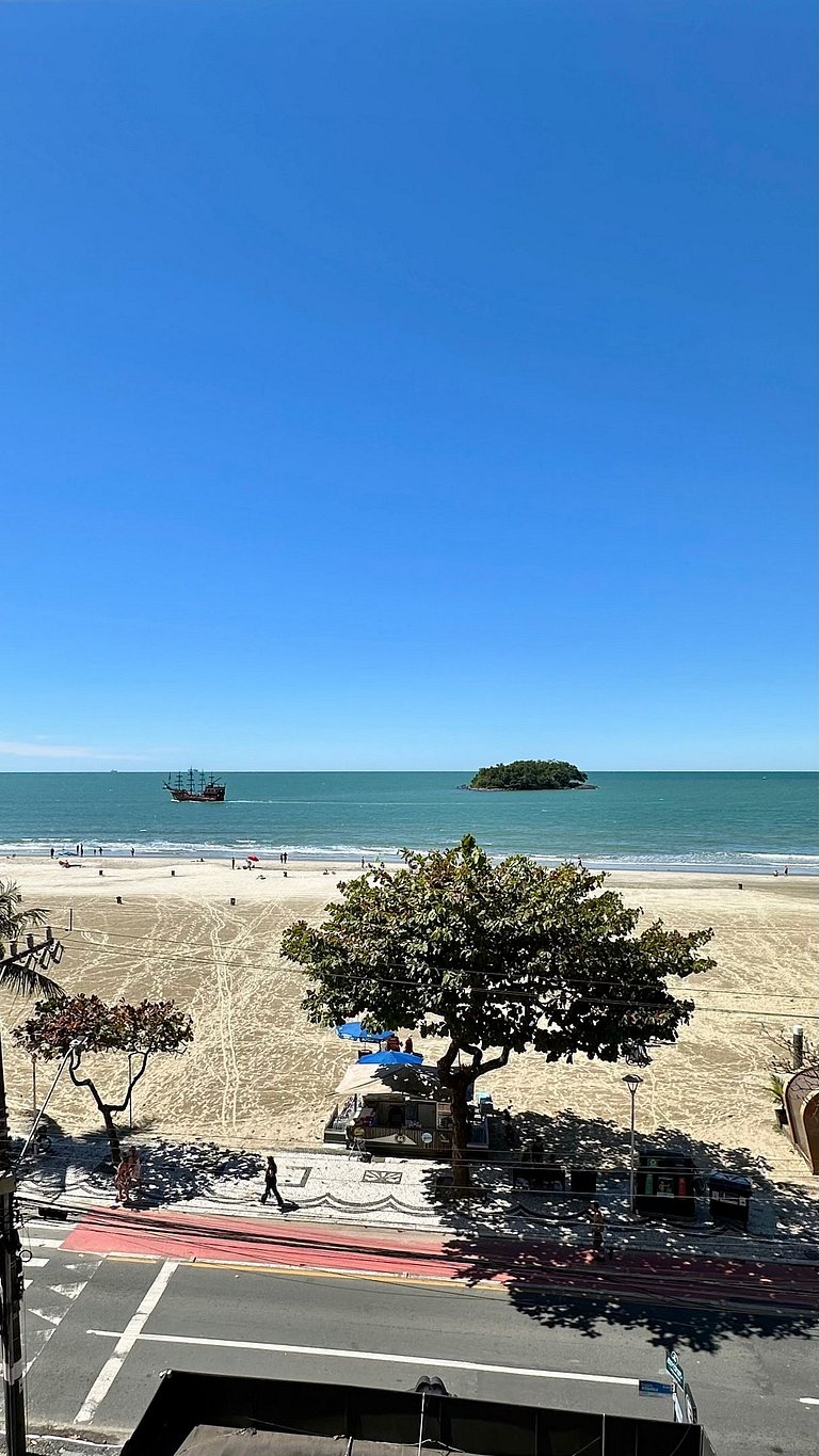 Frente Mar, Hidro e Churrasqueira