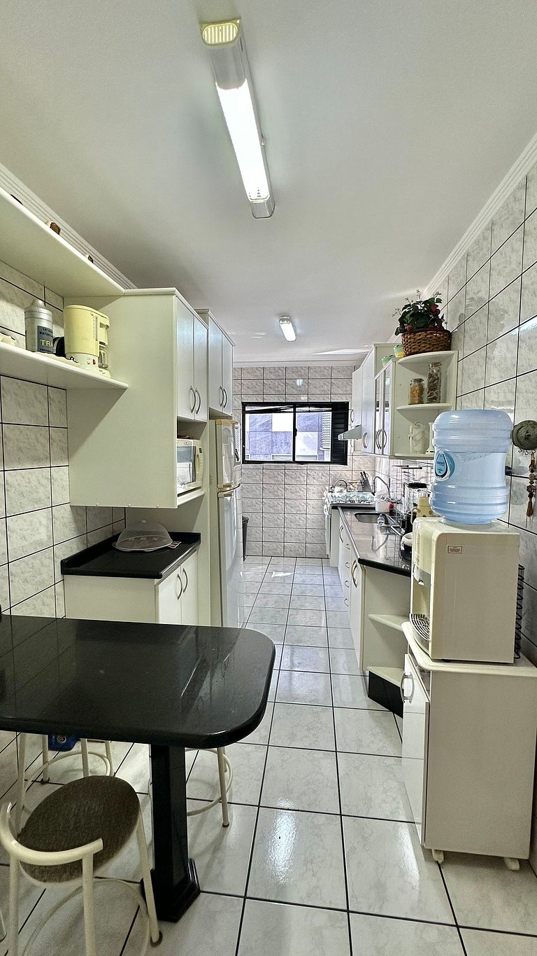 3 Dormitórios Churrasqueira 200m da Praia