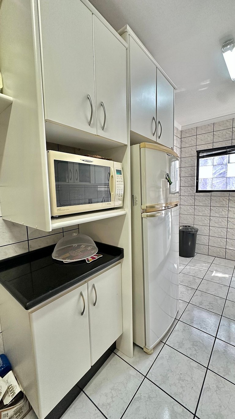 3 Dormitórios Churrasqueira 200m da Praia