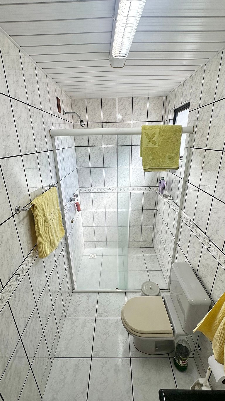 3 Dormitórios Churrasqueira 200m da Praia