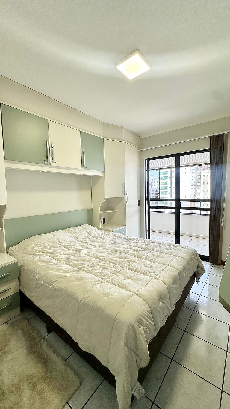 3 Dormitórios Churrasqueira 200m da Praia