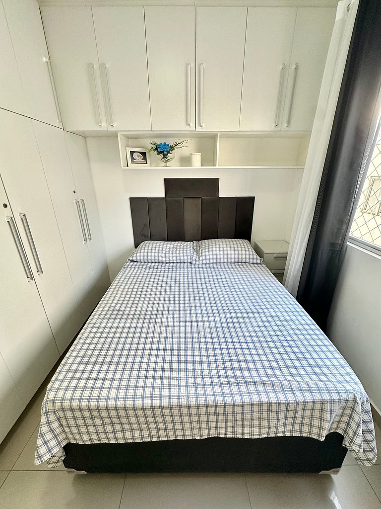 02 Dorm. Aconchegante e Bem localizado