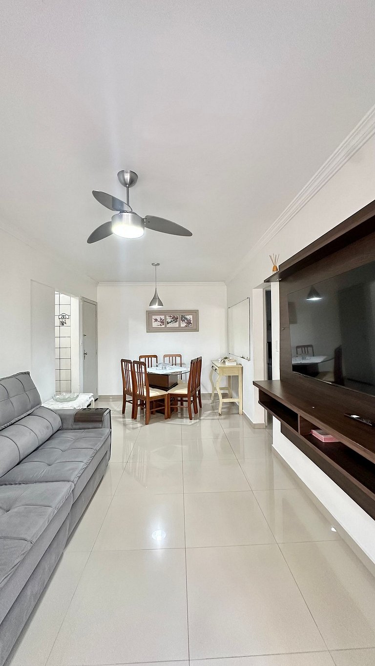 02 Dorm. Aconchegante e Bem localizado