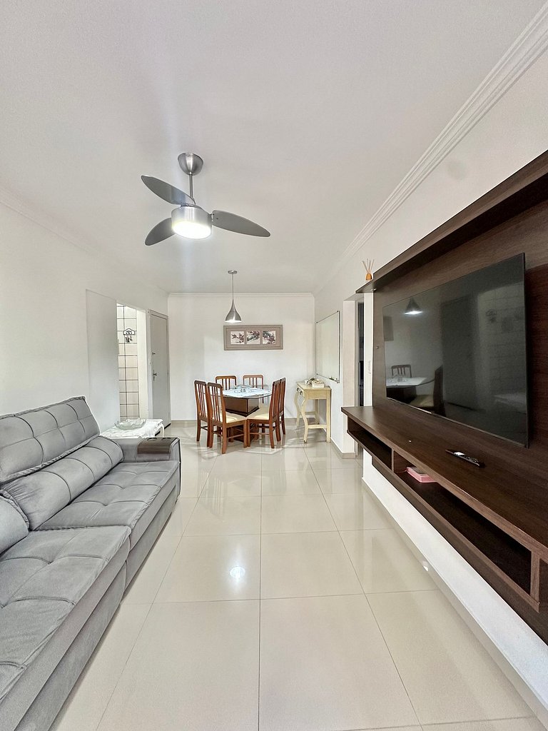 02 Dorm. Aconchegante e Bem localizado