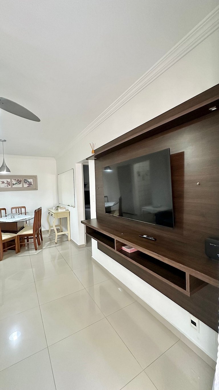 02 Dorm. Aconchegante e Bem localizado