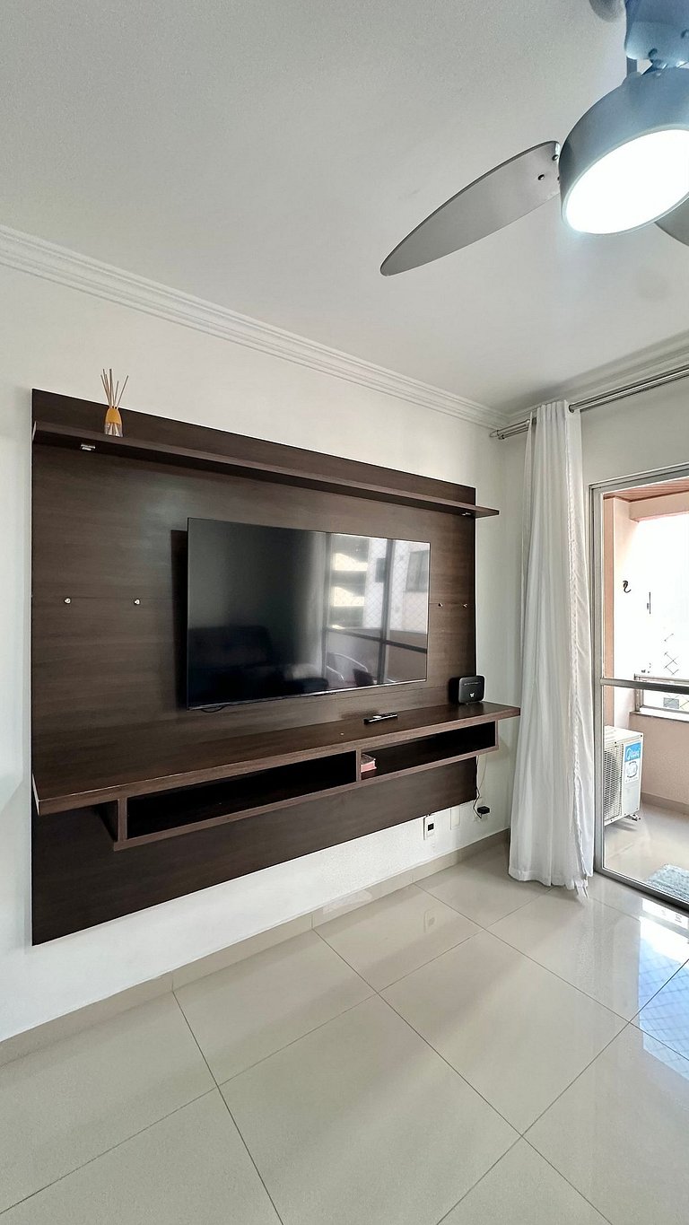 02 Dorm. Aconchegante e Bem localizado