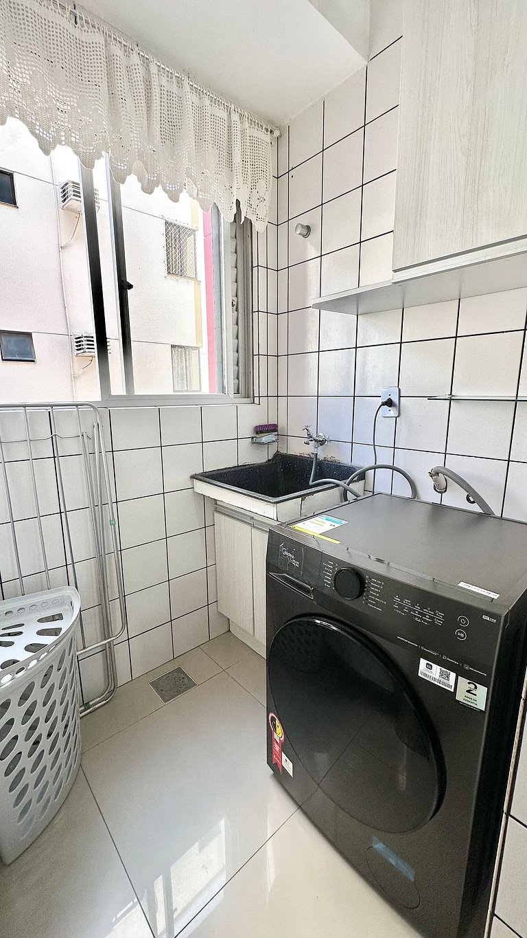 02 Dorm. Aconchegante e Bem localizado