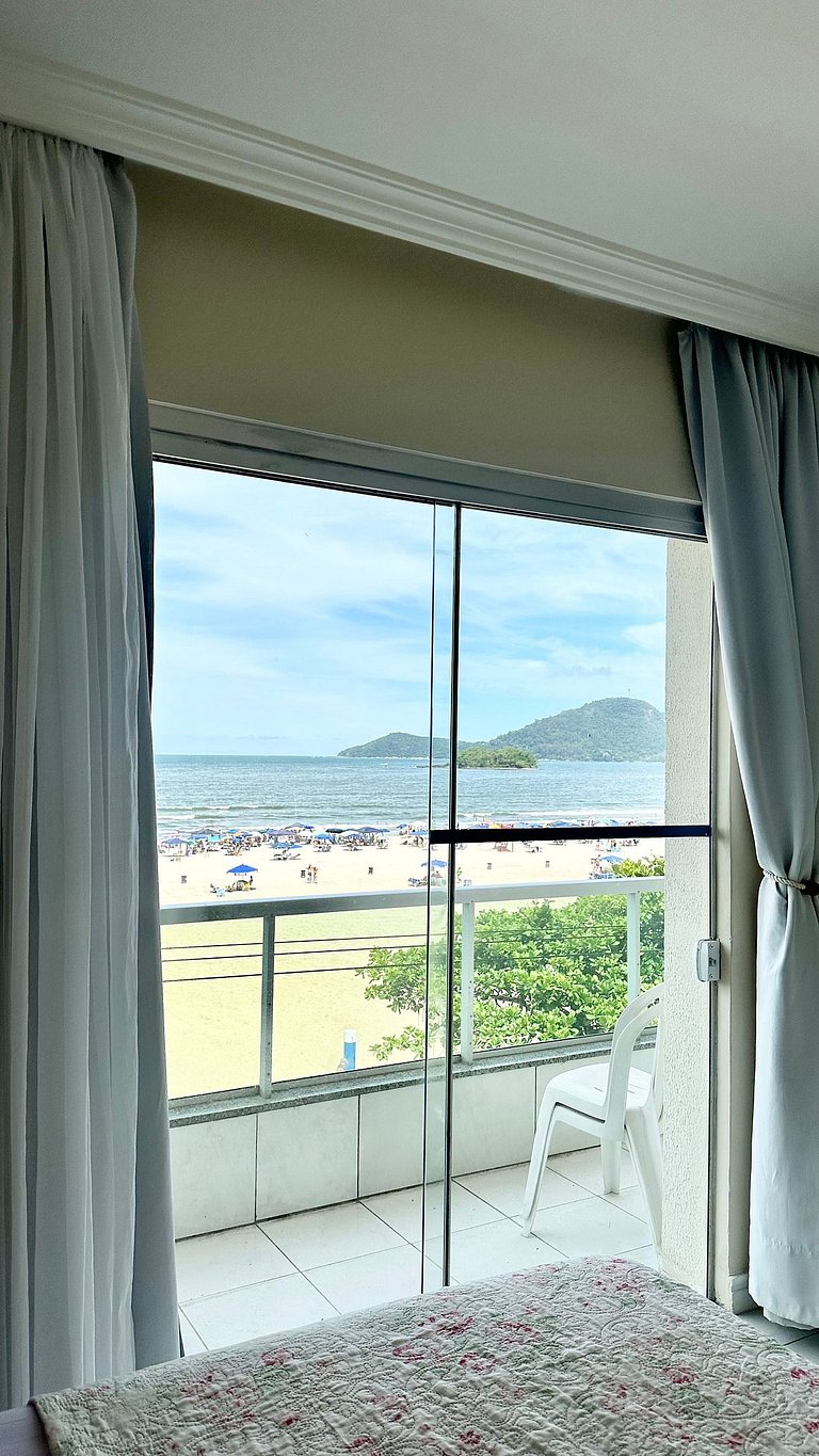 AP com Sacada Frente Mar em BC