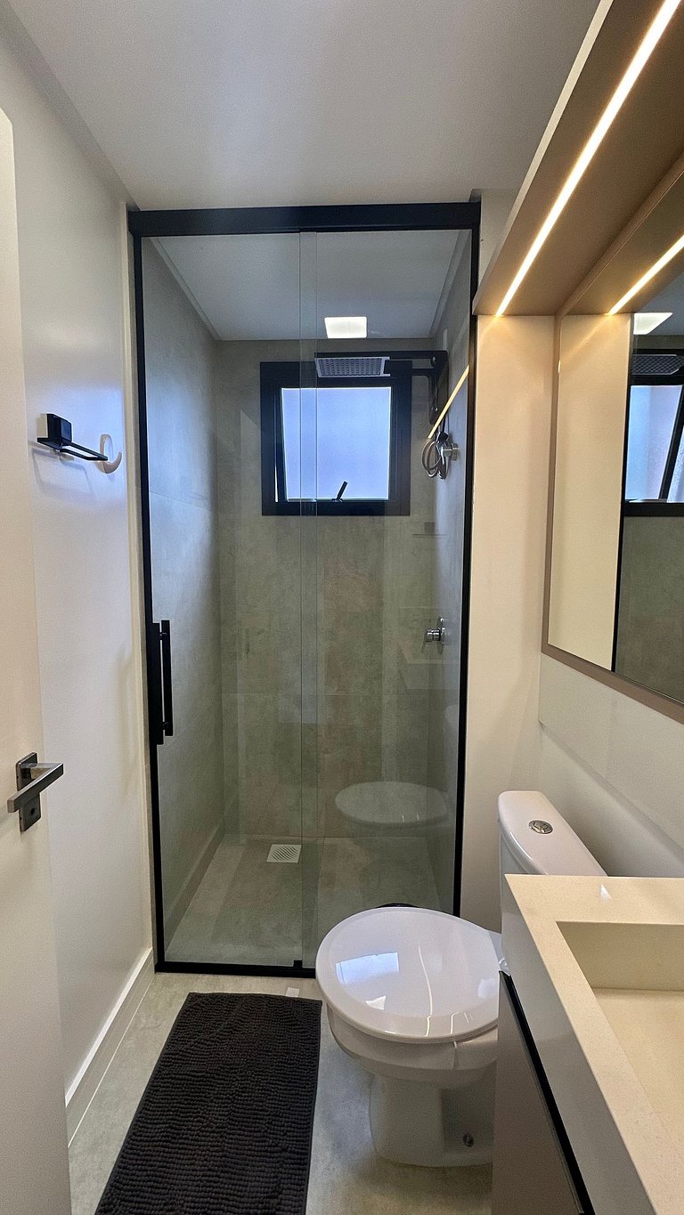 3 Suítes, Churrasqueira e Pertinho da Praia