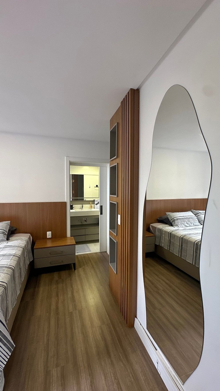 3 Suítes, Churrasqueira e Pertinho da Praia