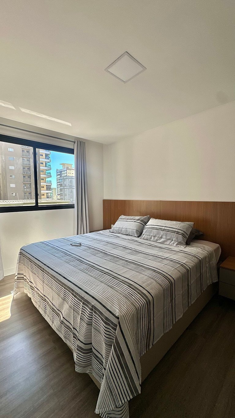 3 Suítes, Churrasqueira e Pertinho da Praia