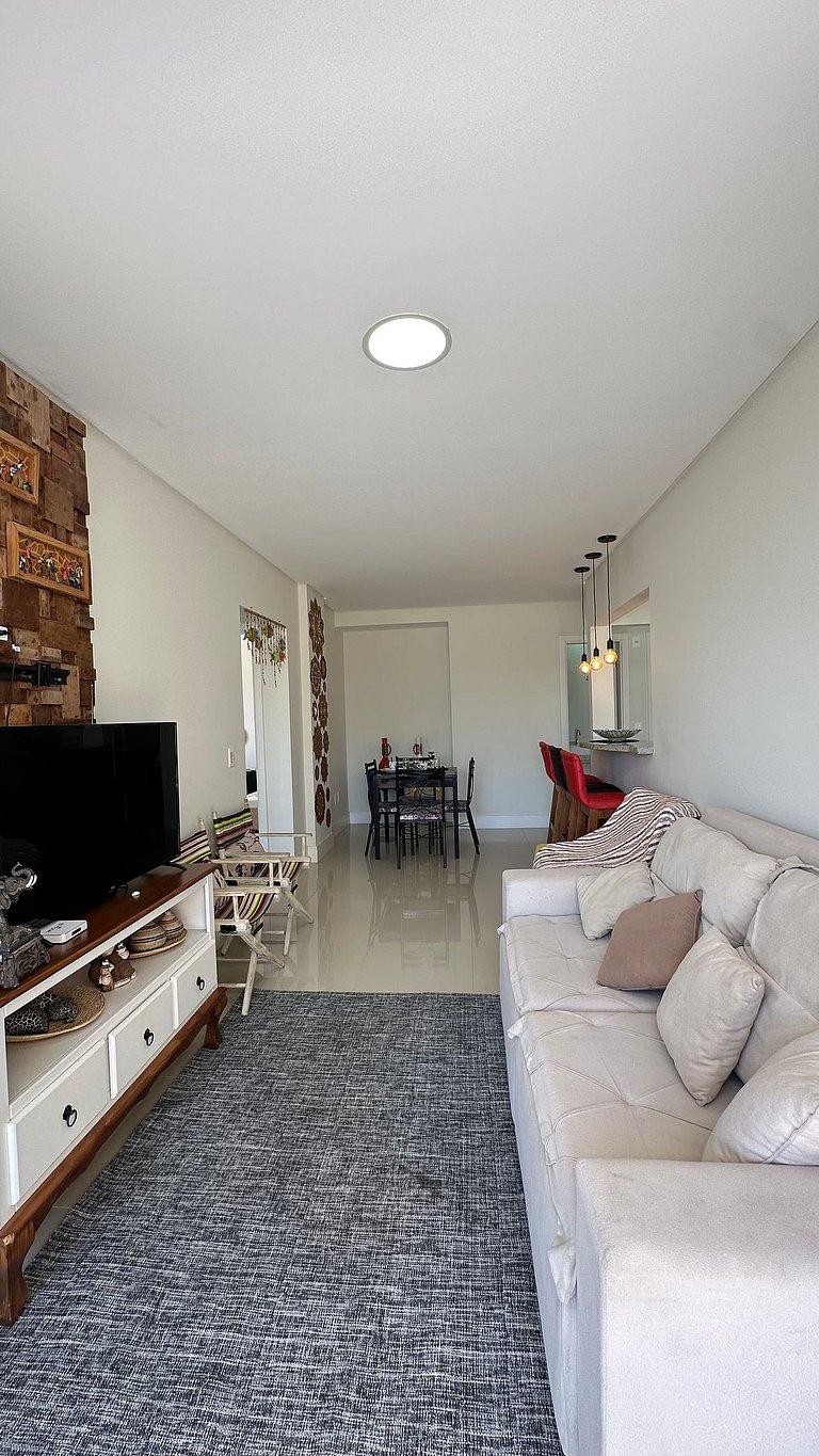 02 Dorm. Sacada com Churrasqueira e Vista para BC