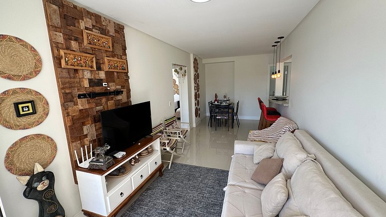 02 Dorm. Sacada com Churrasqueira e Vista para BC