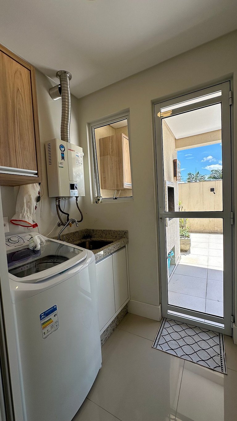 02 Dorm. Sacada com Churrasqueira e Vista para BC