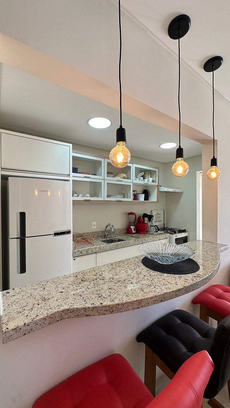 02 Dorm. Sacada com Churrasqueira e Vista para BC