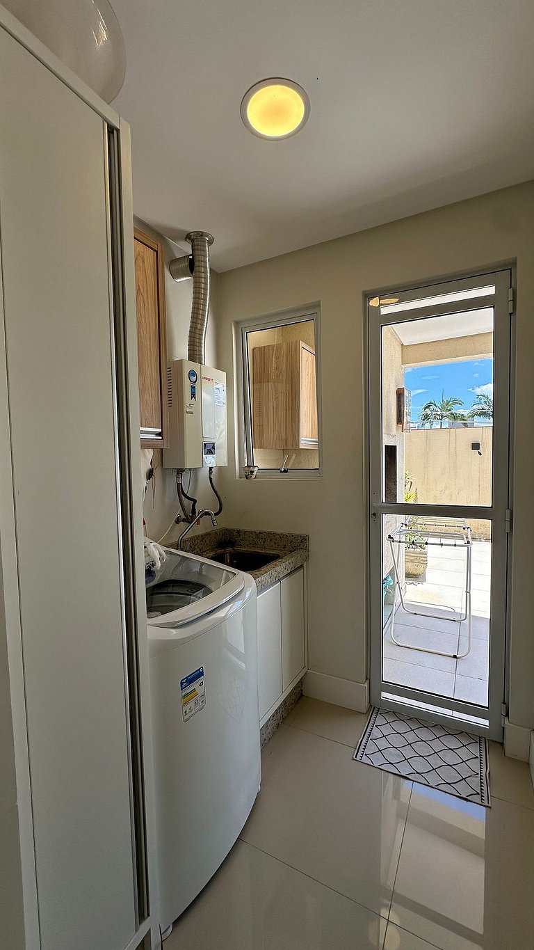 02 Dorm. Sacada com Churrasqueira e Vista para BC