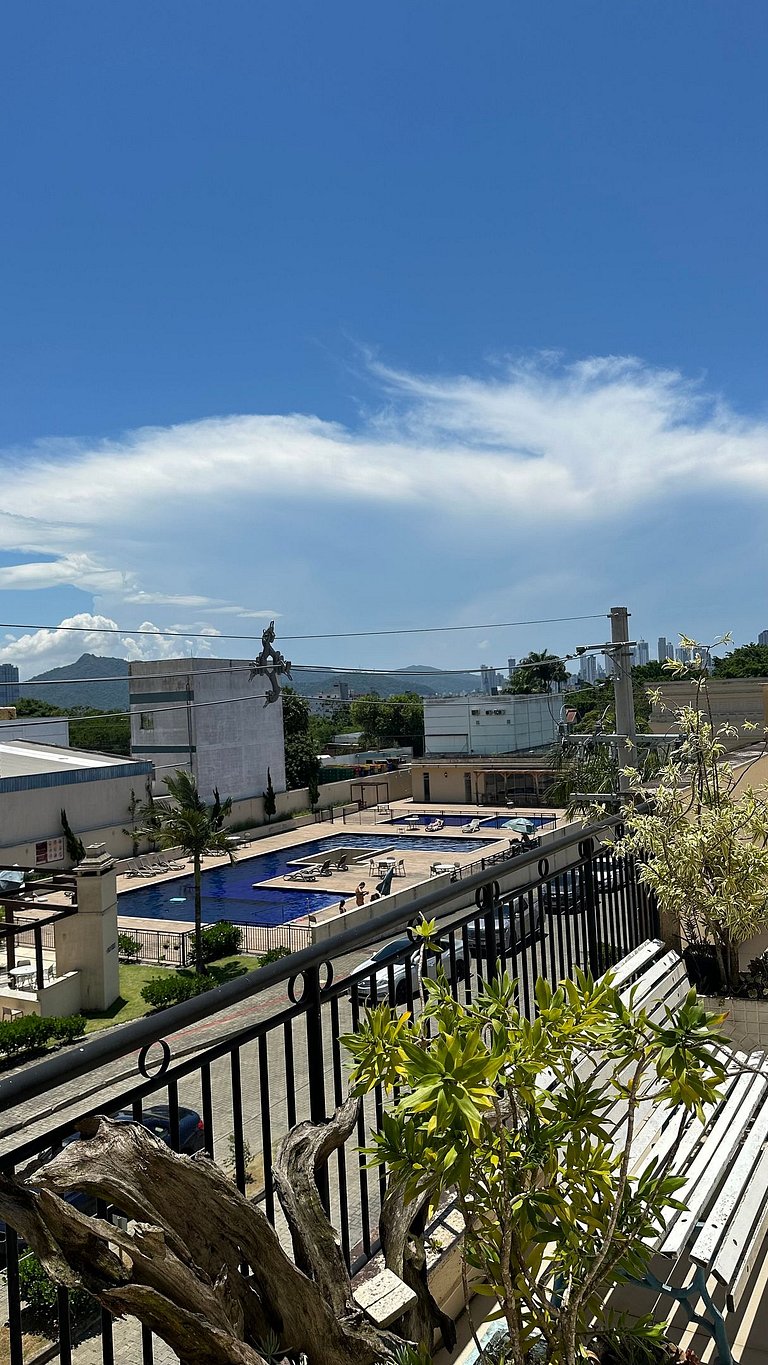 02 Dorm. Sacada com Churrasqueira e Vista para BC