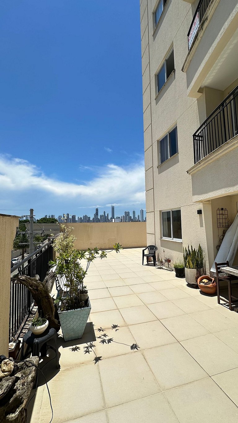 02 Dorm. Sacada com Churrasqueira e Vista para BC